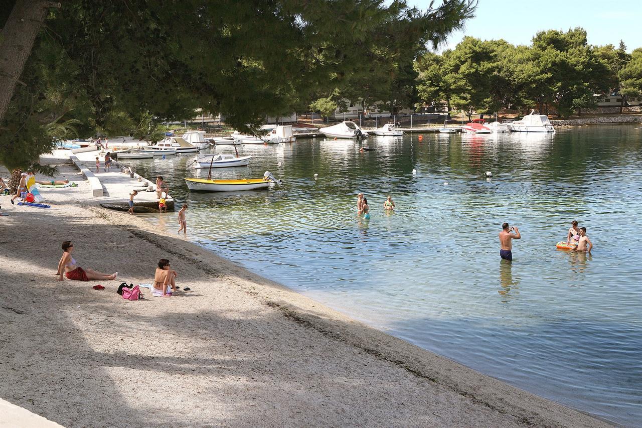 Apartment Baturina Trogir Bagian luar foto