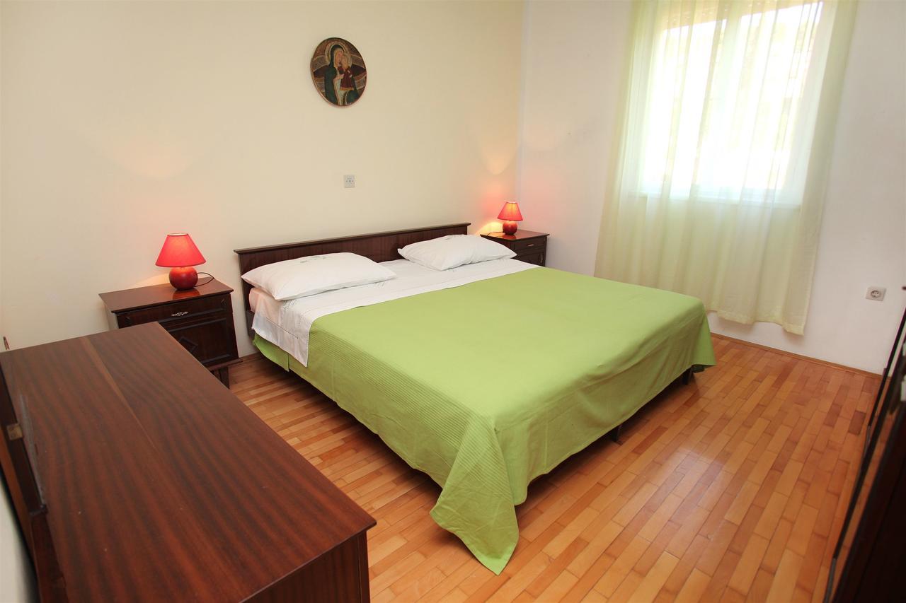 Apartment Baturina Trogir Bagian luar foto