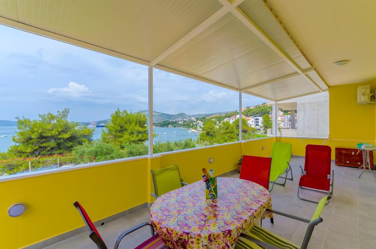 Apartment Baturina Trogir Bagian luar foto
