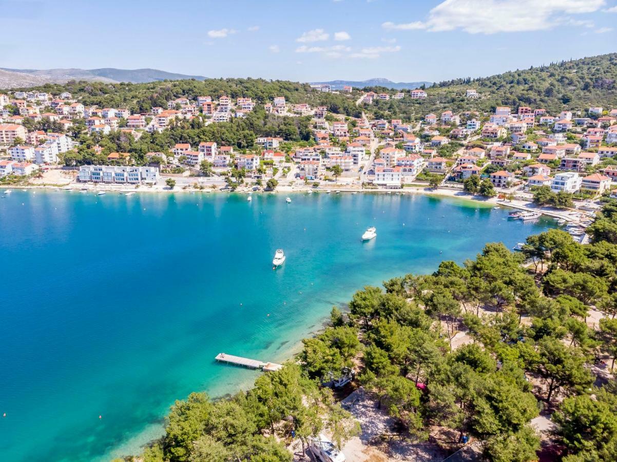 Apartment Baturina Trogir Bagian luar foto
